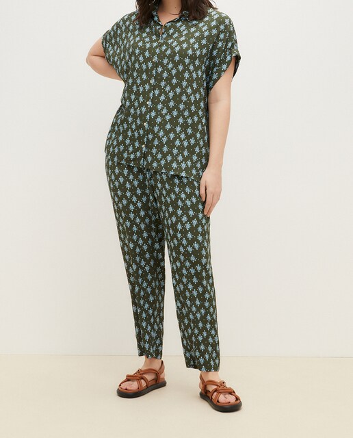 Imagen 0 de Pantalón de mujer estampado fluido