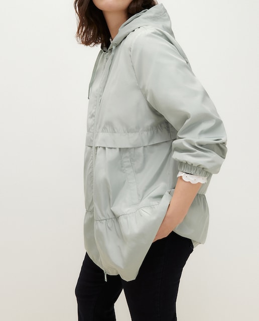 Imagen 0 de Chubasquero de mujer liso con capucha