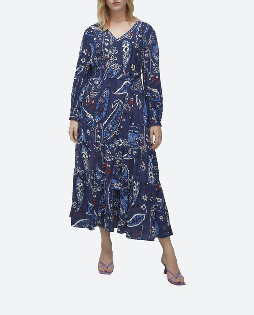 Imagen 0 de Vestido con flores y manga larga