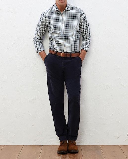Imagen 0 de Pantalón chino de pana de hombre