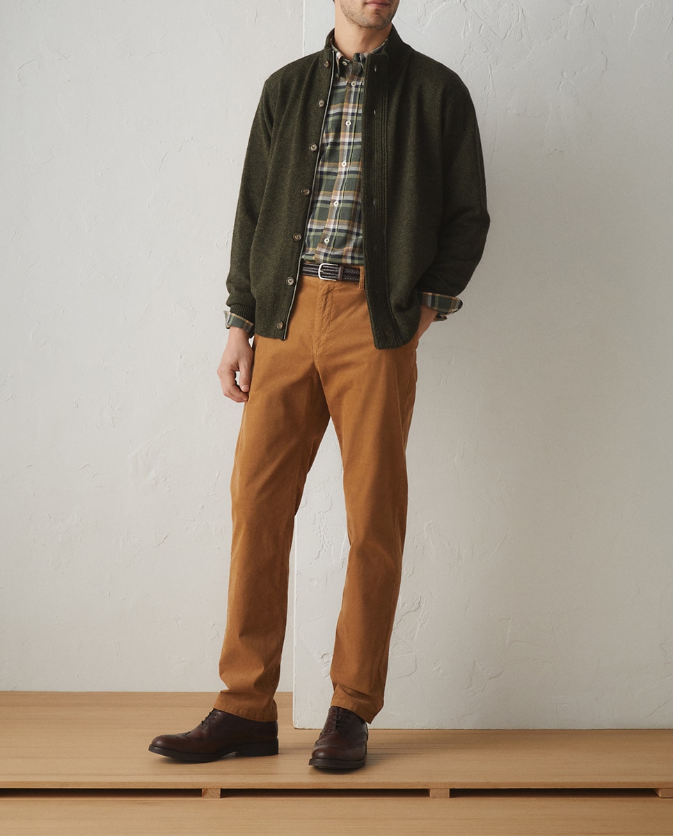 Imagen 0 de Pantalón de hombre de pana