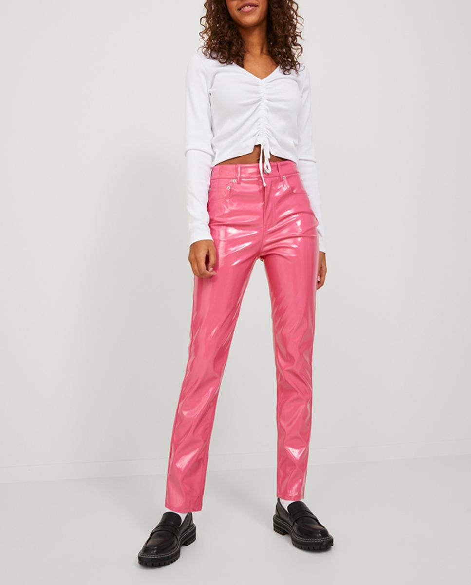 Imagen 0 de Pantalón slim de efecto piel de mujer