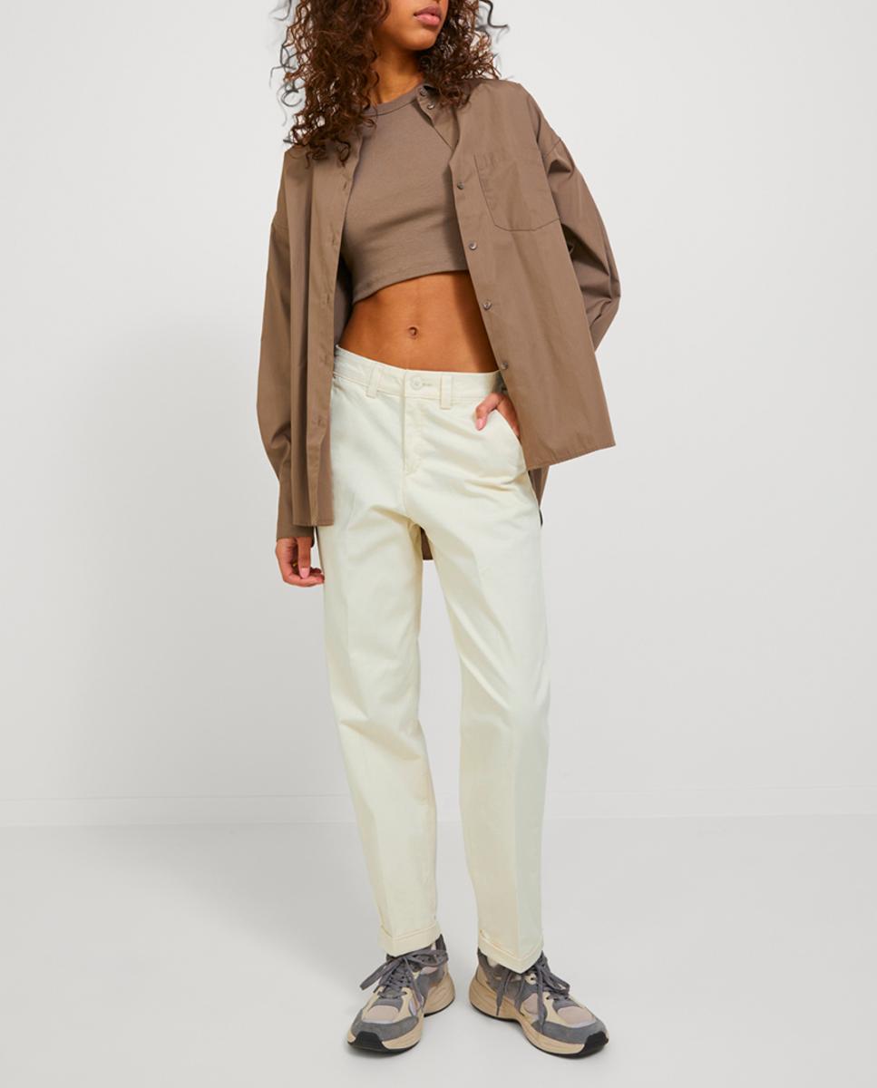 Imagen 0 de Pantalón chino de tiro medio de mujer.