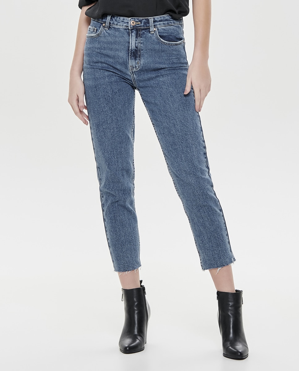 Imagen 0 de Pantalón cargo de mujer ajustado
