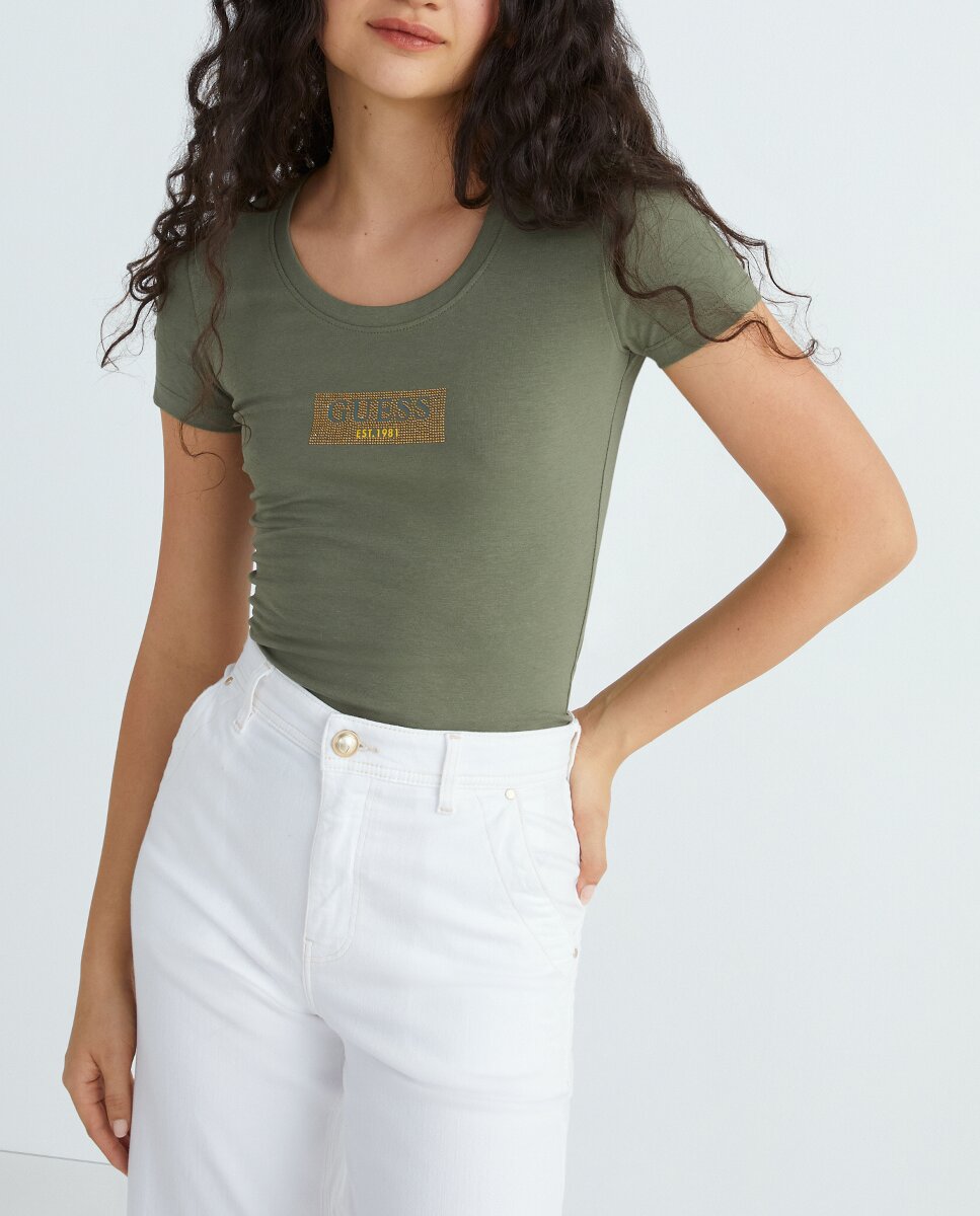 Imagen 0 de Camiseta de mujer manga corto ajustada.