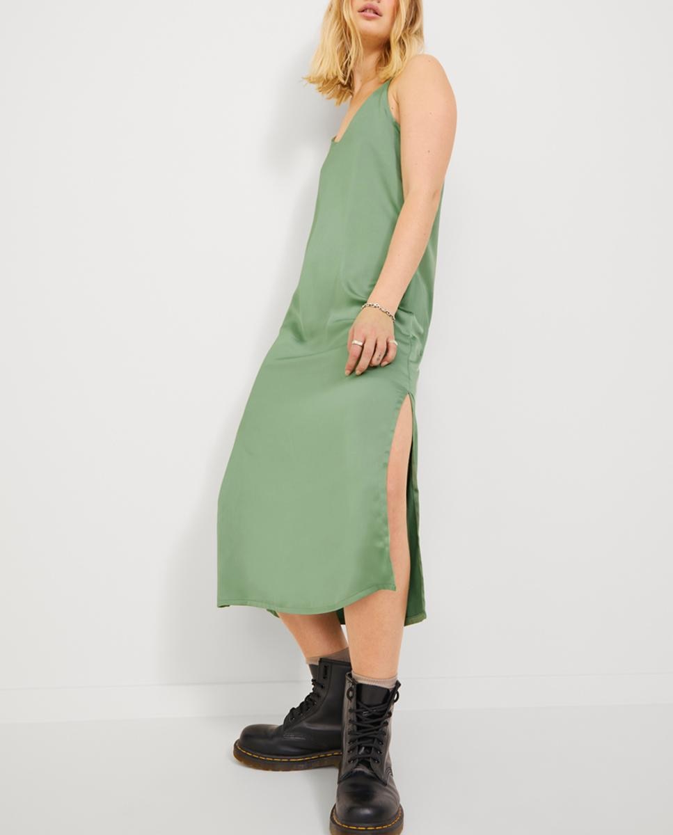Imagen 0 de Vestido midi satinado de tirantes finos