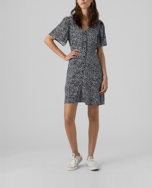Imagen 0 de Vestido corto con botones