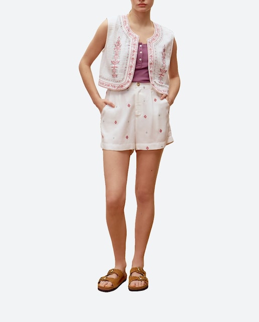 Imagen 0 de Short de mujer liso bordado