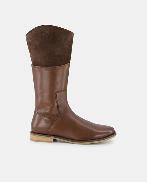 Imagen 0 de Botas altas de niña en serraje y napa