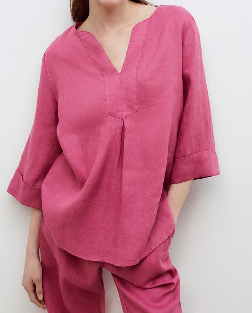 Imagen 0 de Blusón de lino con cuello pico