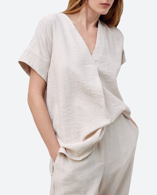 Imagen 0 de Blusa de manga corta con pliegue delantero