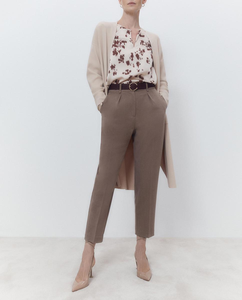 Imagen 0 de Pantalón ancho con pliegues delanteros mujer