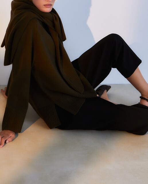 Imagen 0 de Jersey de mujer con cuello pico