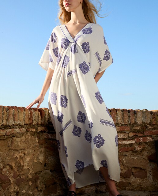 Imagen 0 de Caftán estampado cenefa