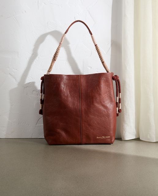 Imagen 0 de Bolso cubo de mujer