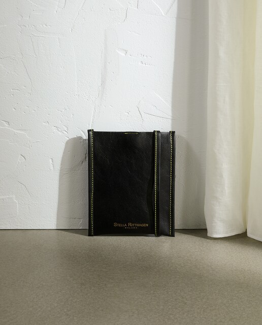 Imagen 0 de Bolso portamóvil de mujer piel