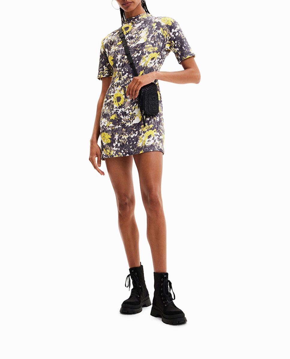 Imagen 0 de Vestido corto de punto de mujer con estampado mineral