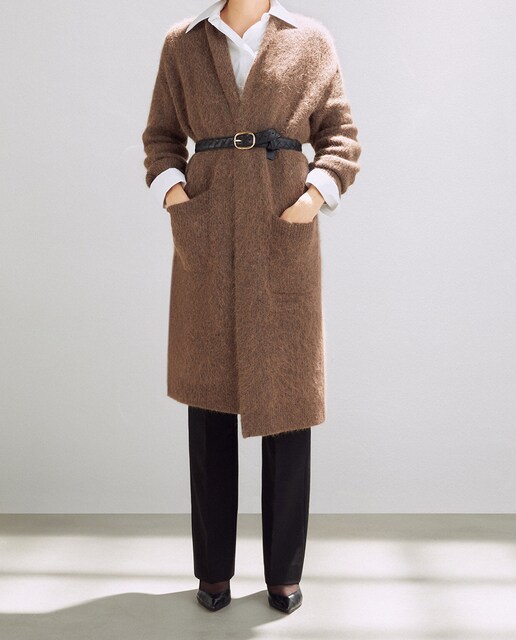 Imagen 0 de Cárdigan de mujer largo de pelo