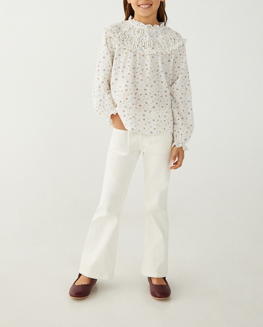 Imagen 0 de Blusa de estilo romántica de niña con canesú fruncido