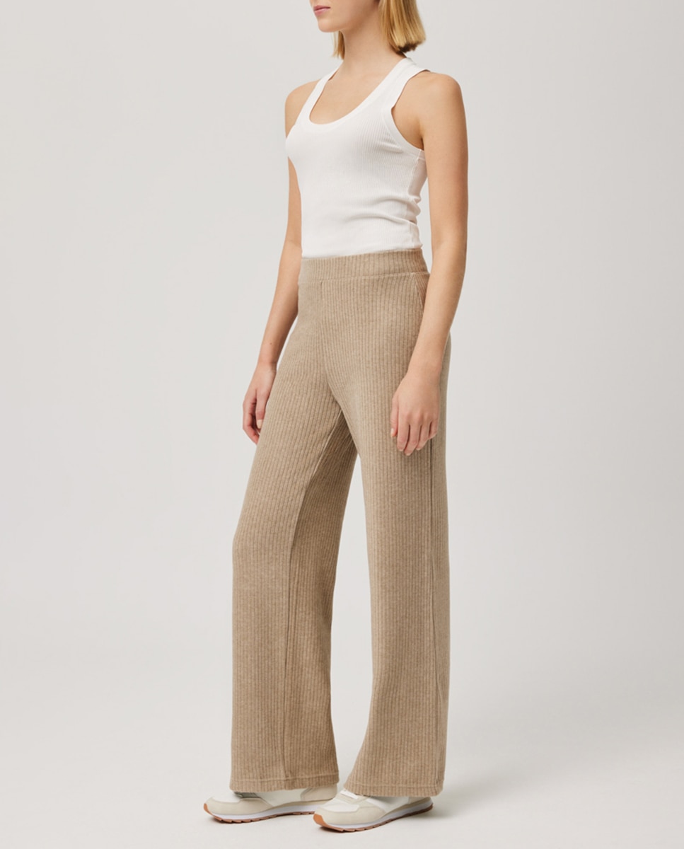Imagen 0 de Pantalón de pata de elefante estilo comfy