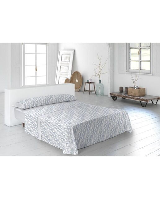 Juego de sabanas estampadas de la marca Pierre Cardin con diseños alegres y actuales