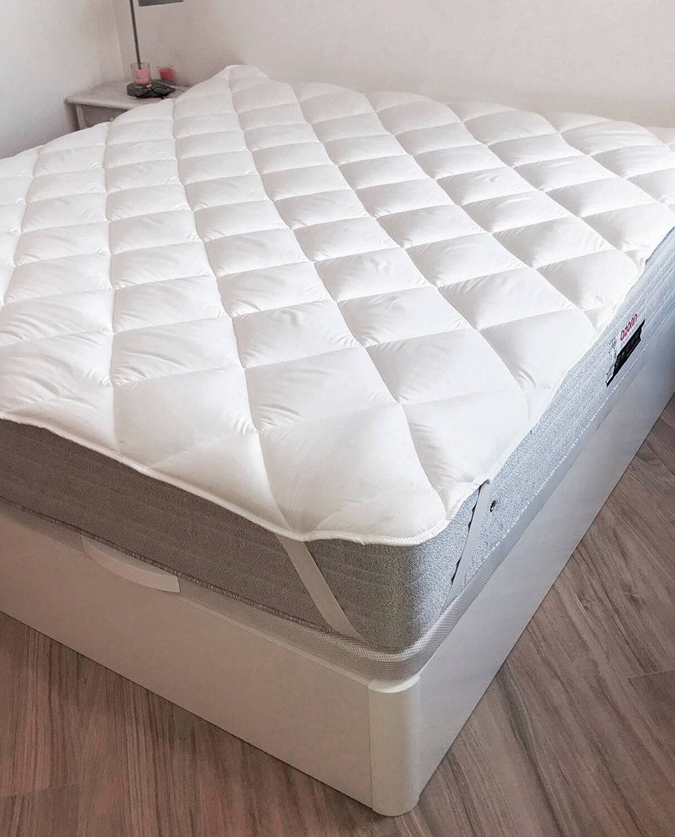 Imagen 0 de Topper mattress protector Blanco Top