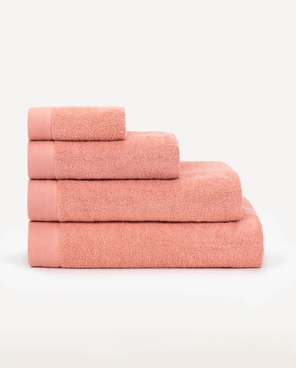 Imagen 0 de Juego de 3 Toallas 550 Gramos Tocador + Lavabo + Ducha
