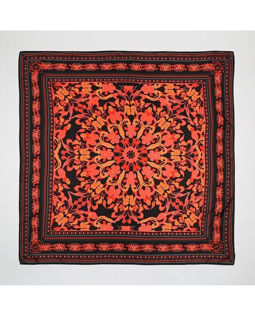 Imagen 0 de Pañuelo estampado
