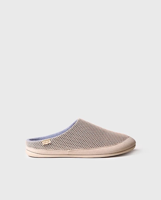 Imagen 0 de Zapatillas de casa de hombre tipo zueco elaboradas en rejilla