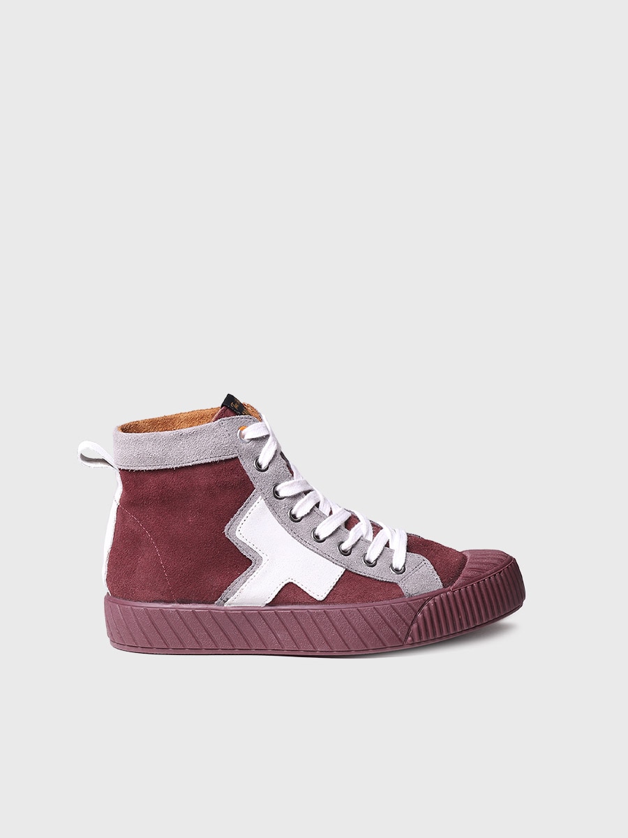 Imagen 0 de Zapatilla de mujer en serraje con cordones