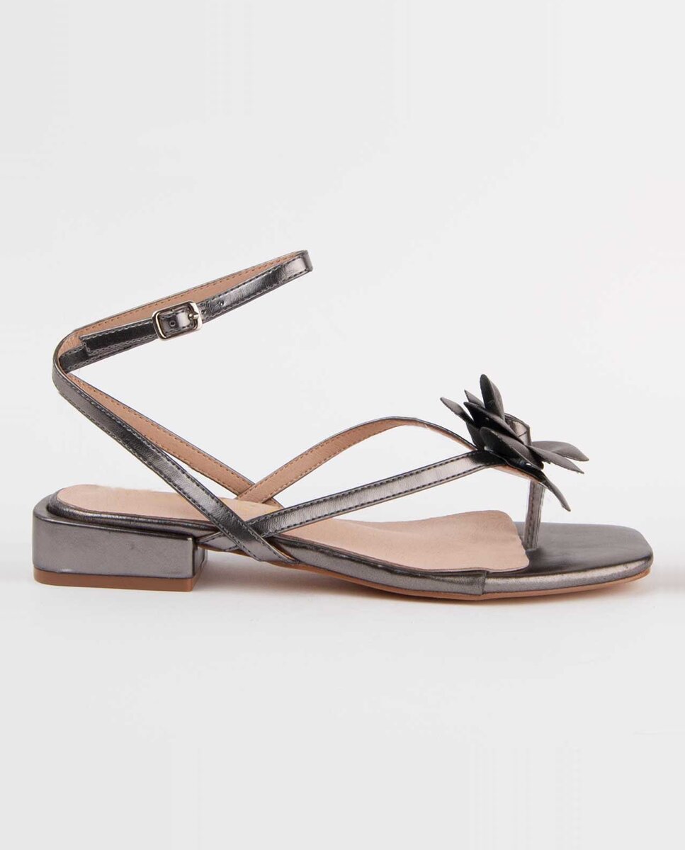 Imagen 0 de Sandalia mujer casual planas