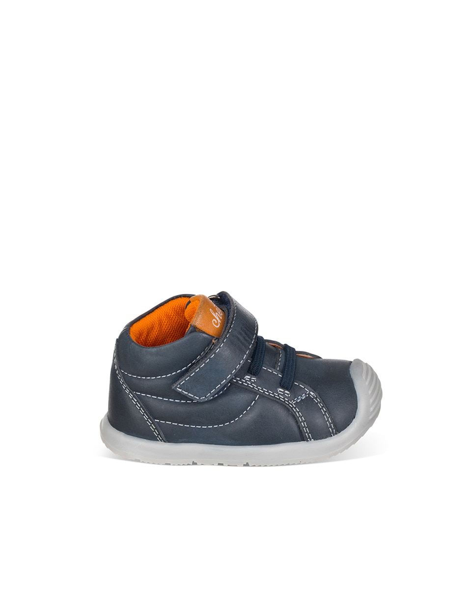 Imagen 0 de Bota con elástico y velcro en piel