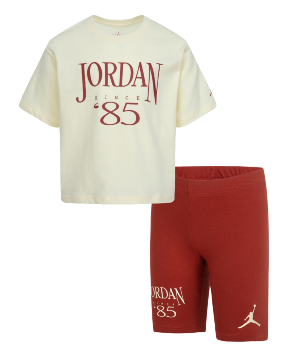 Imagen 0 de Conjunto de pantalones cortos deportivo para niña