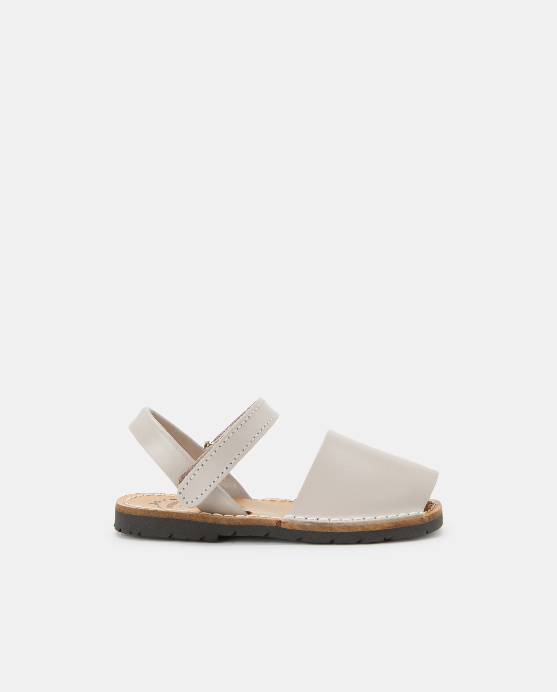 Imagen 0 de Menorquina bebés de piel con velcro