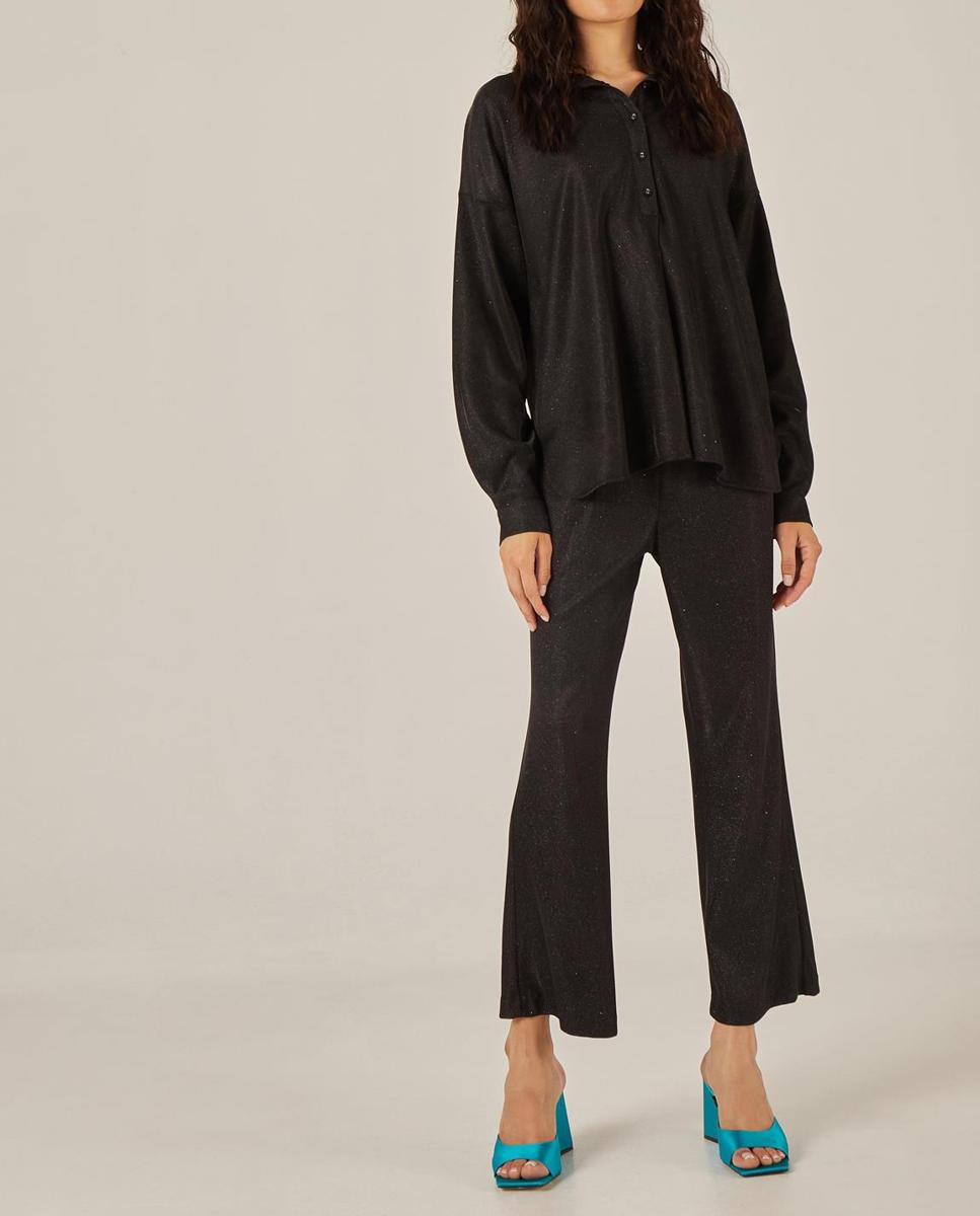 Imagen 0 de Blusa de mujer oversize con cuello y manga larga