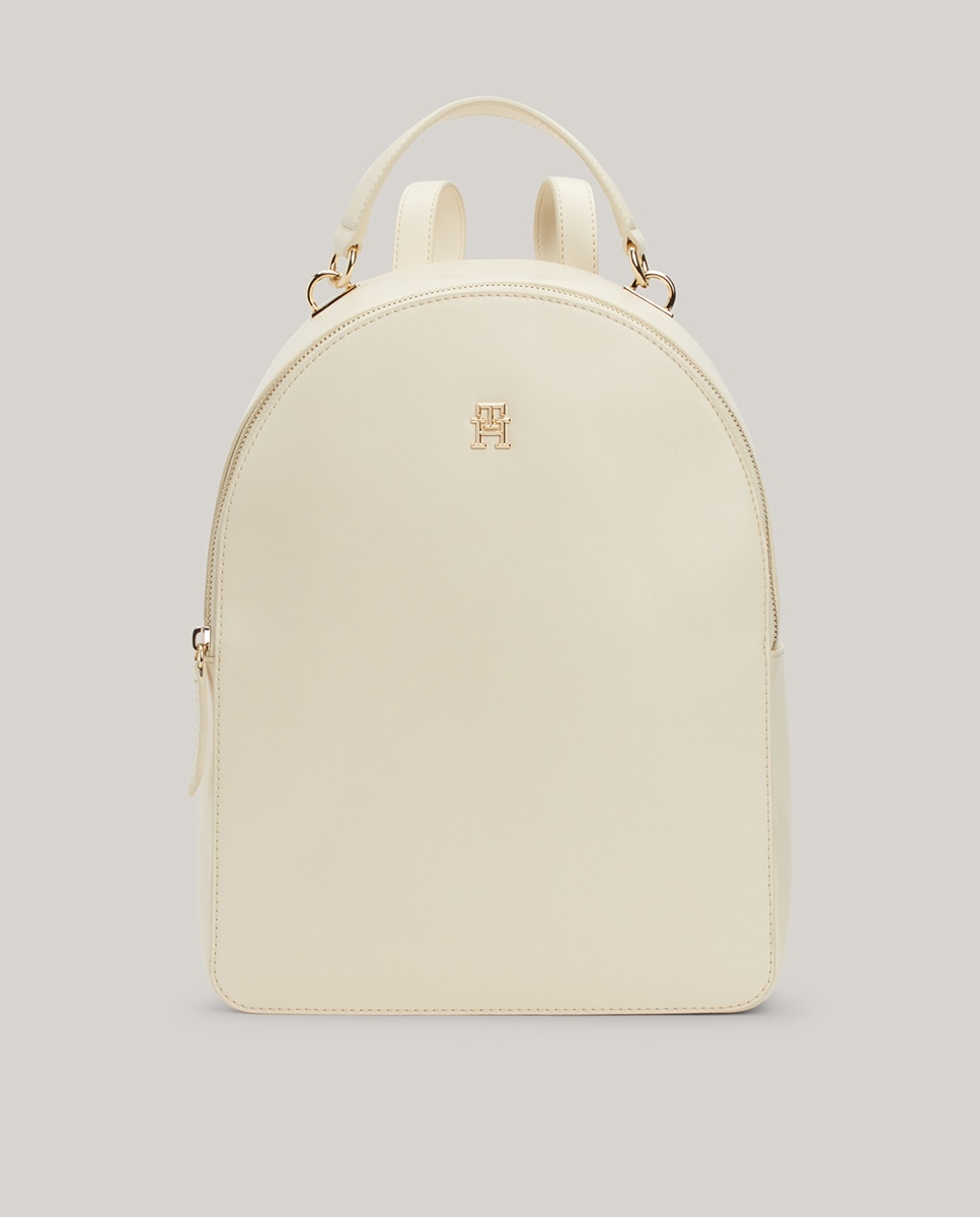 Imagen 0 de Mochila de ecopiel de mujer en color blanco roto con cadena Tommy Hilfiger.