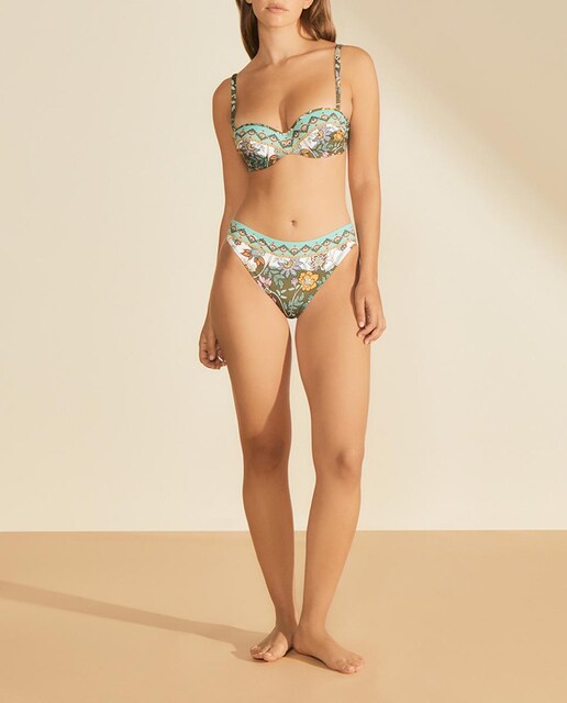 Imagen 0 de Braga de bikini media que recoge bien.