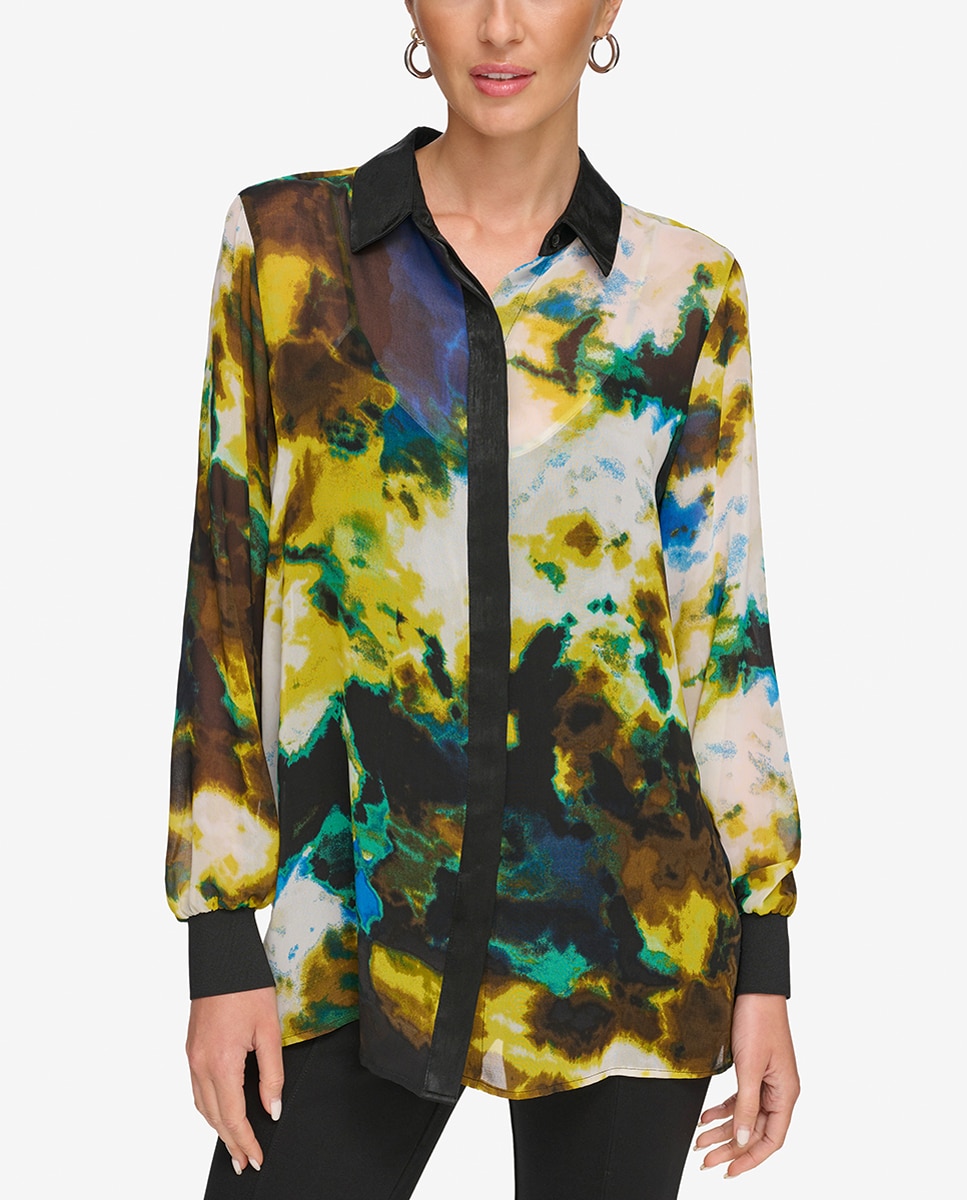 Imagen 0 de Camisa de mujer con cuello camisero y manga larga