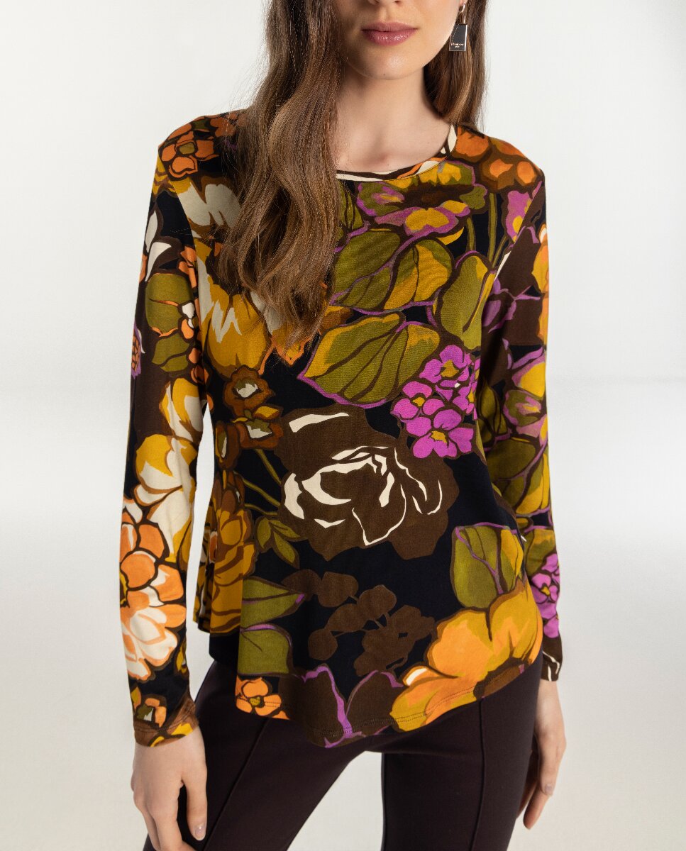 Imagen 0 de Camiseta de mujer con estampado floral y manga larga