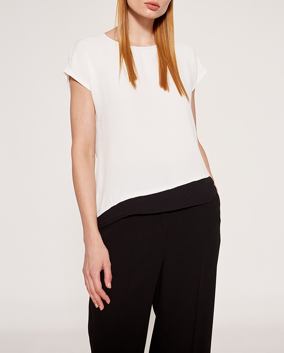 Imagen 0 de Camiseta de mujer cuello redondo