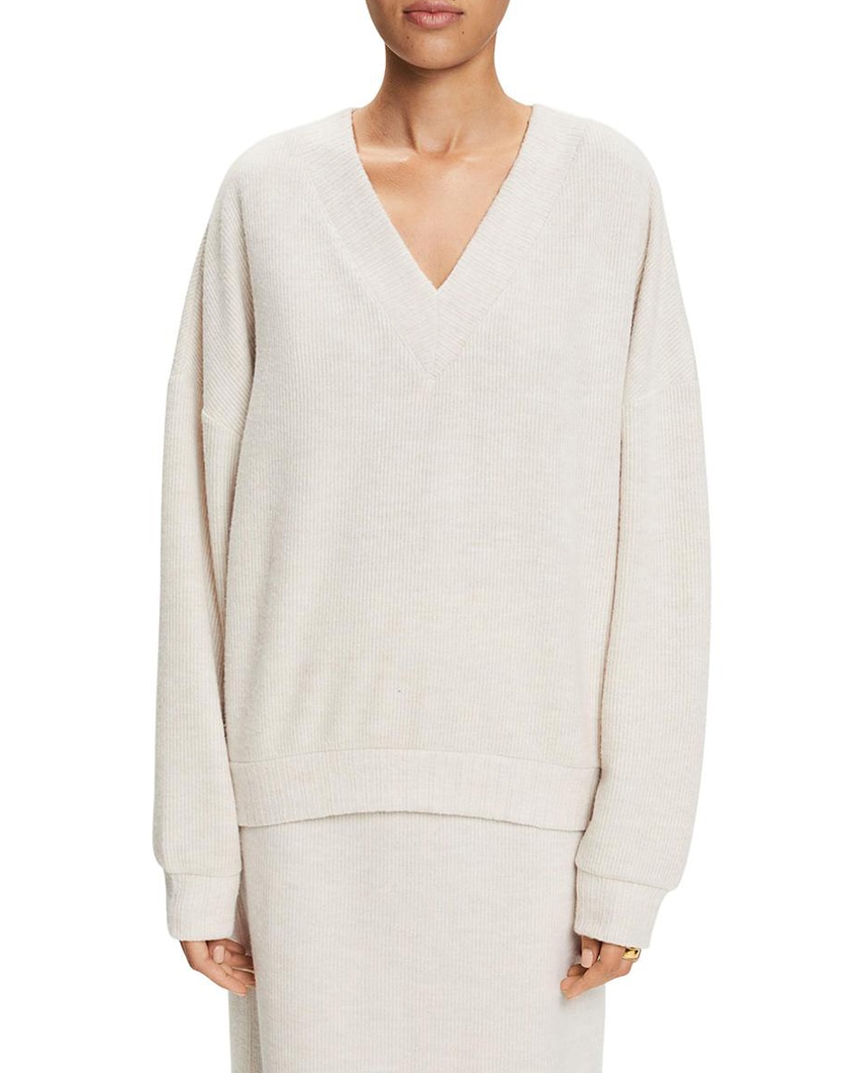 Jersey corto de mujer cuello pico tejido suave — oferta en Primeriti