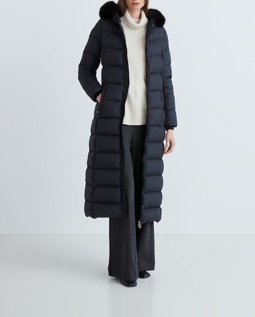 Imagen 0 de Abrigo de mujer largo de plumón