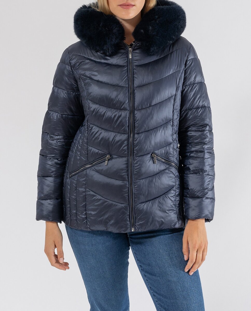 Imagen 0 de Parka con capucha y pelo