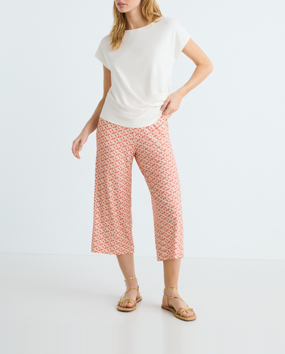 Imagen 0 de Pantalón tobillero ancho con bolsillos mujer