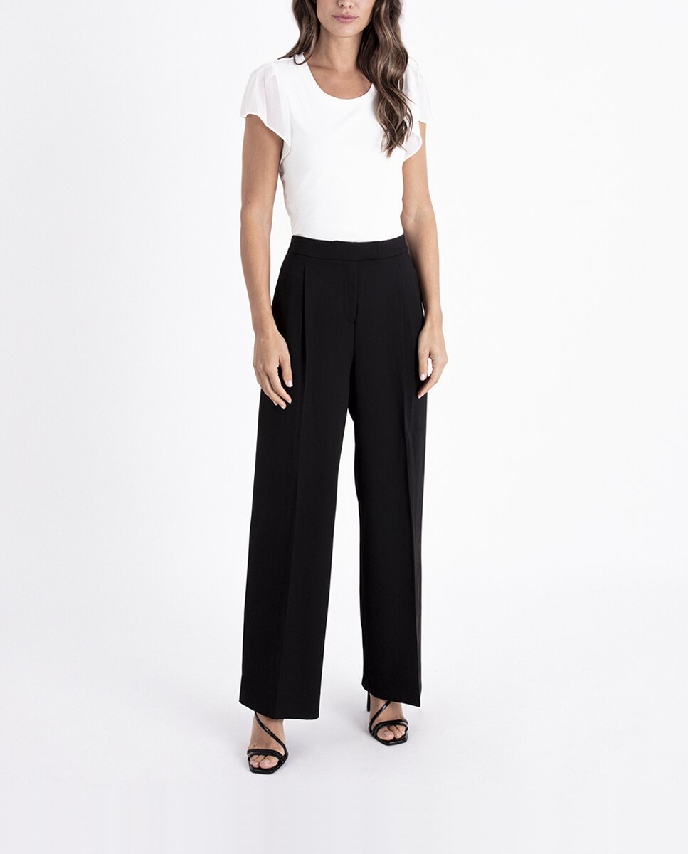 Imagen 0 de Pantalón recto de mujer de crepé plisado