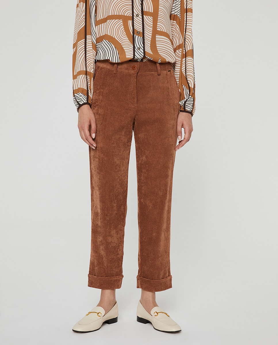 Imagen 0 de Pantalón de pana de mujer