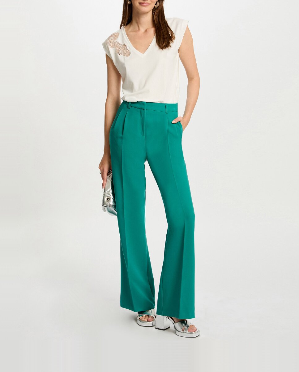 Imagen 0 de Pantalón ancho de mujer liso con pinzas
