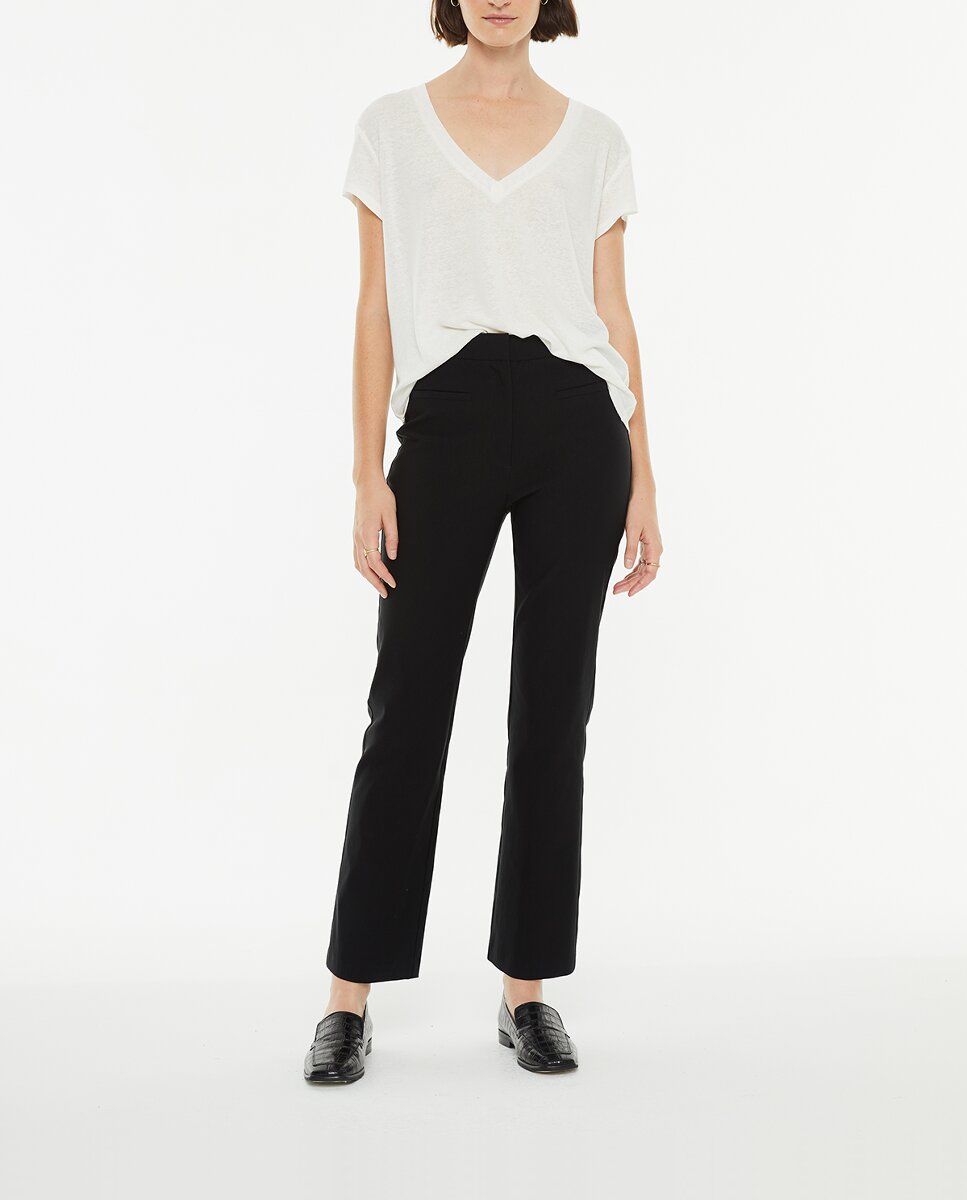 Imagen 0 de Pantalón de mujer elástico estilo capri flare