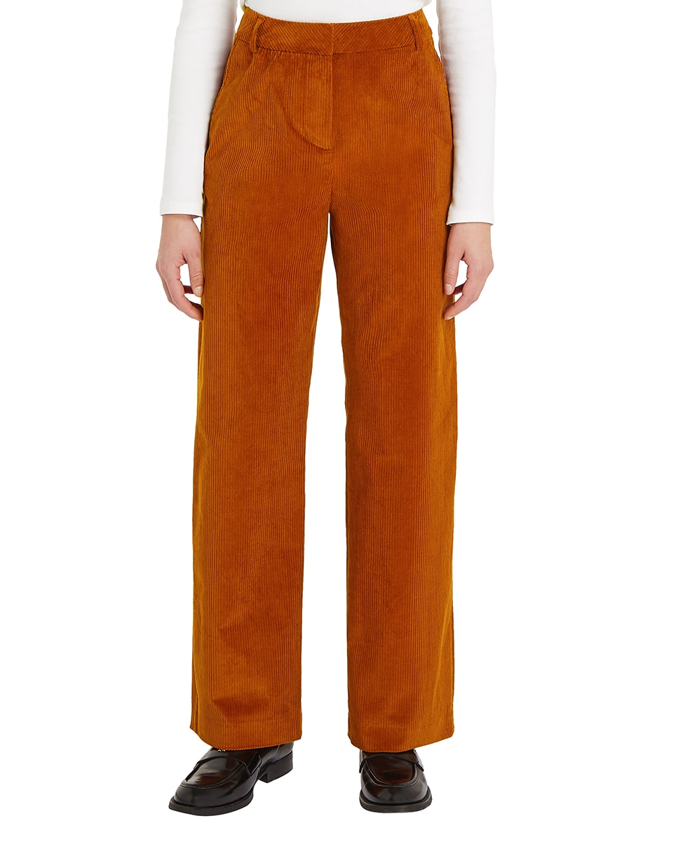 Imagen 0 de Pantalón de mujer recto y con fit relaxed