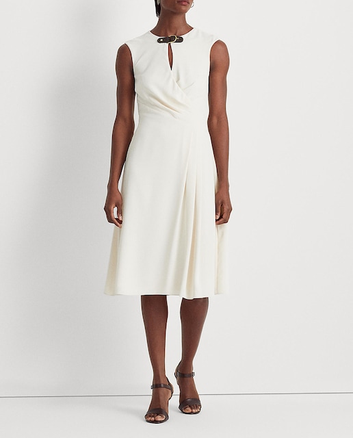 Imagen 0 de Vestido midi con detalle en el cuello